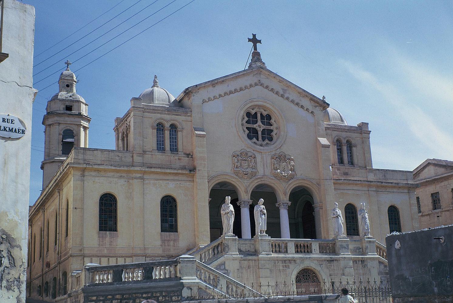 MB g- 15- eglise Saint- Louis.JPG